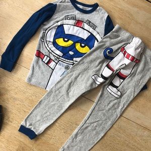 Pete The Cat Pajama set 4T